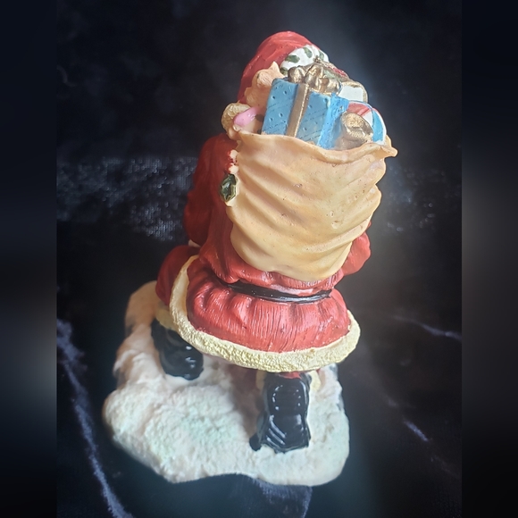 Brinn's 1992 "A Merry Farewell" Christmas Figurine - Picture 6 of 8